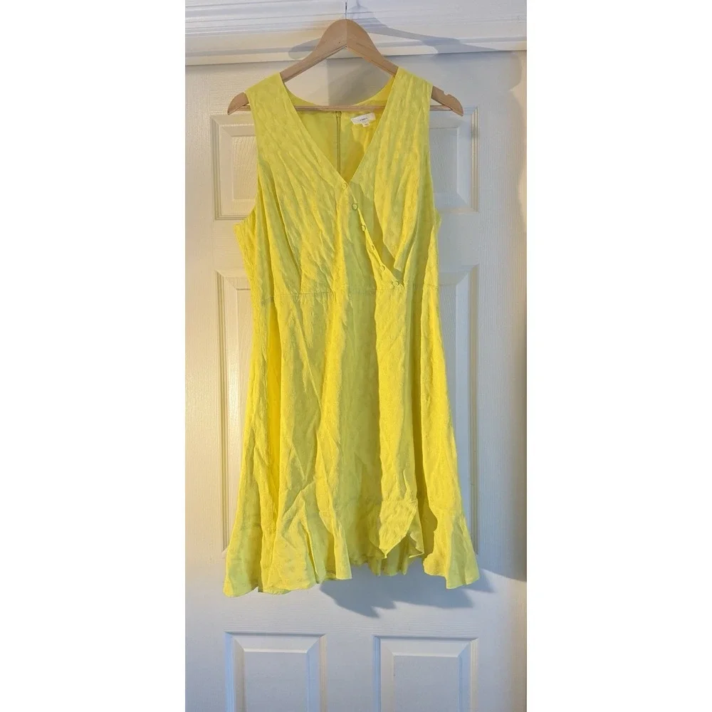 A Loves A Dress Womens Large Yellow Floral Jacquard Ruffle Hem Sleeveless V-Neck